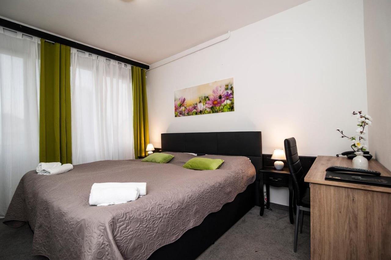 Hotel Faraon Celje Exterior foto